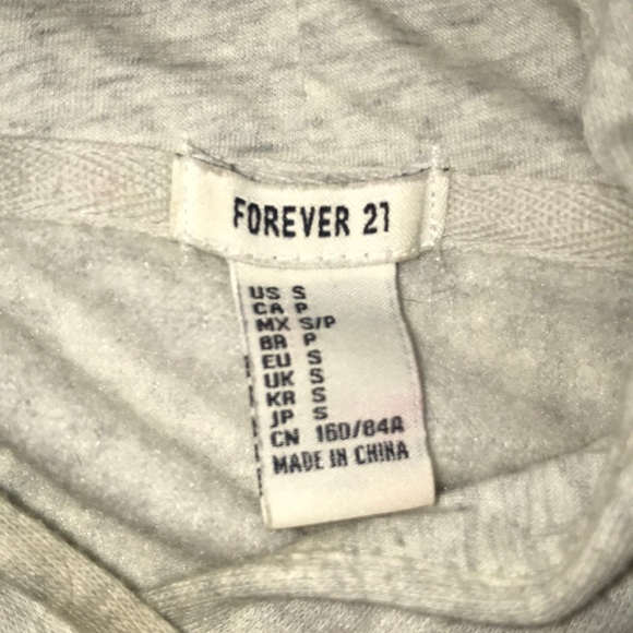 Croptop Hoodie. - Picture 3 of 3